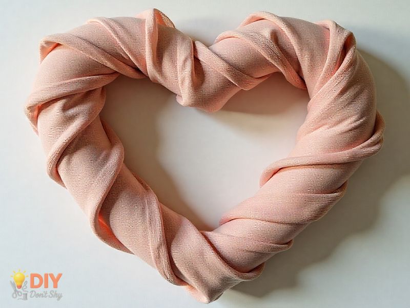 Amazing Shaping A Heart Wreath Using Lightweight Recycled Frames